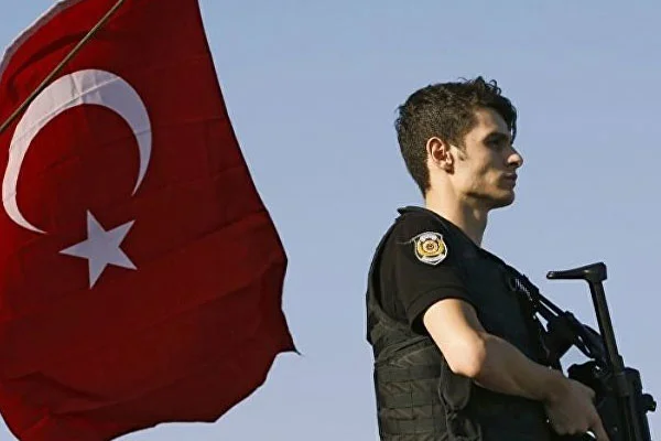 12 bin polis FETÖ'den açığa alındı