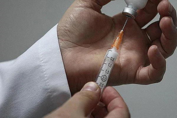 Hepatit B virüsü karaciğeri bitiriyor