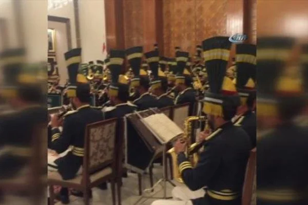 Erdoğan'a Pakistan'da sürpriz