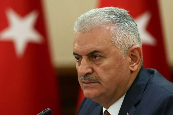 Türk Eğitim-Sen YÖK'e dilekçe eylemi başlattı