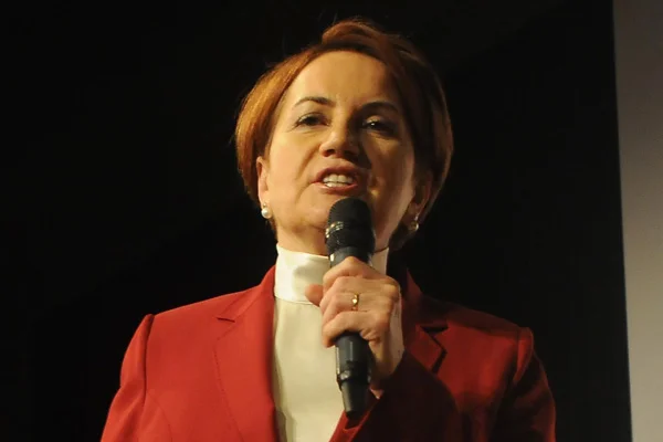 Meral Akşener: Hakimler ve savcılar beni tehdit ediyor