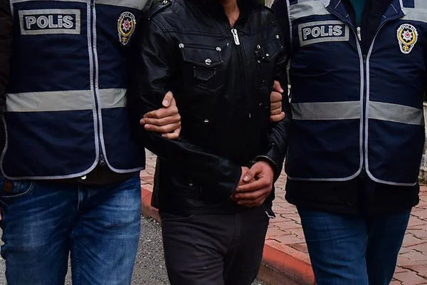 10 muhtara PKK gözaltısı