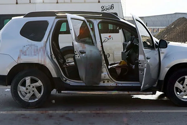 Adana'da otomobili taradılar: 1 ölü
