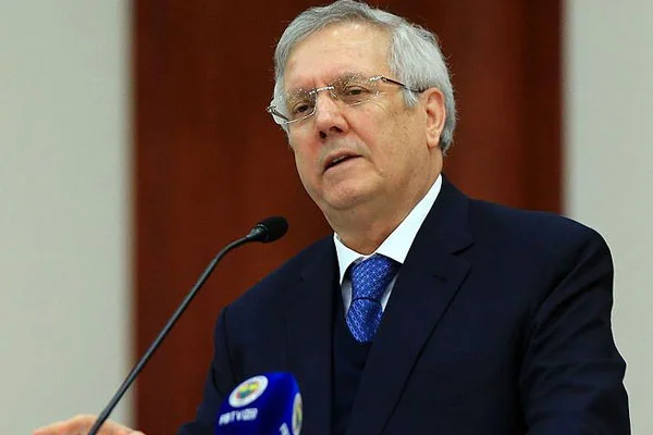Aziz Yıldırım hakaretten şikayetçi oldu