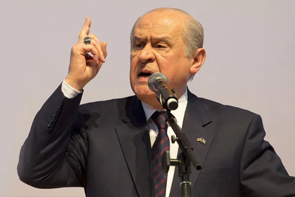 Bahçeli: Kılıçdaroğlu FETÖ'nün değirmenine su taşıyor