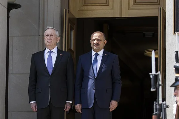 Bakan Işık, ABD Savunma Bakanı Mattis ile görüştü