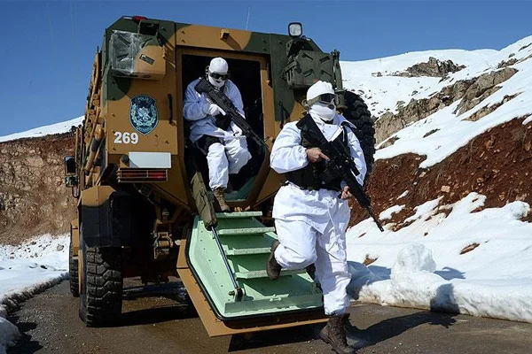 Bitlis'teki sokağa çıkma yasağı sona erdi
