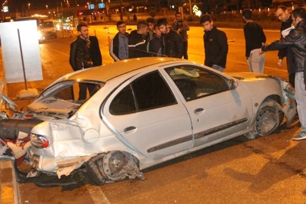 Elazığ'da trafik kazası: 3 yaralı