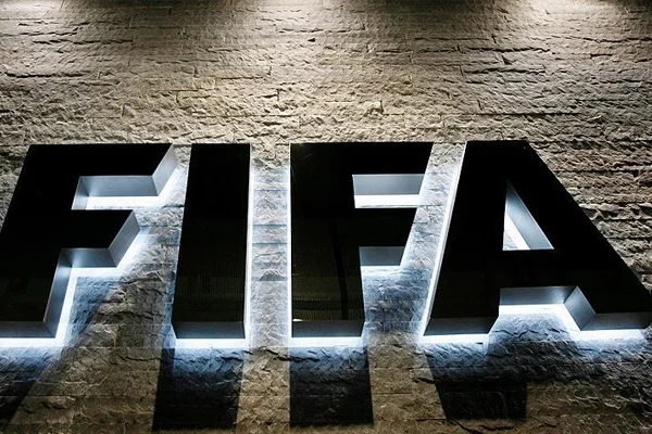 FIFA 369 milyon dolar zarar etti