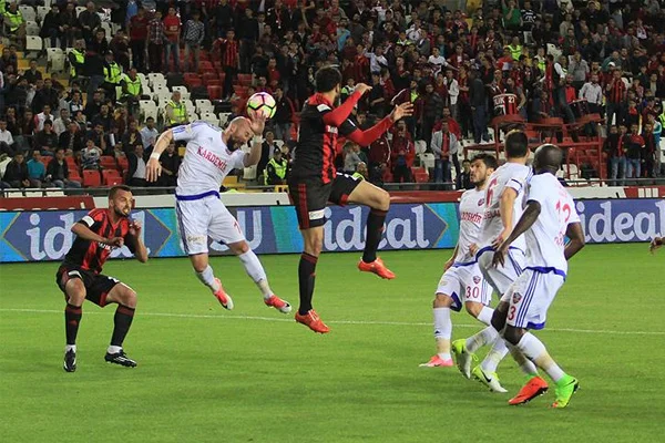 Gaziantepspor Karabükspor maçı berabere bitti