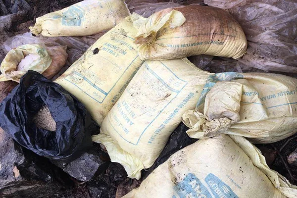 Hakkari'de bin 280 kilo amonyum nitrat ele geçirildi