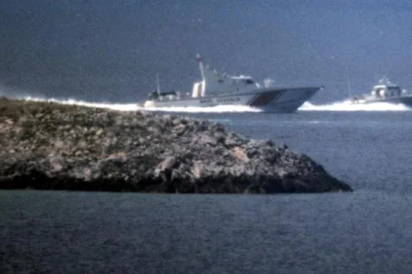 Kardak'ta Türk ve Yunan botları arasında kovalamaca