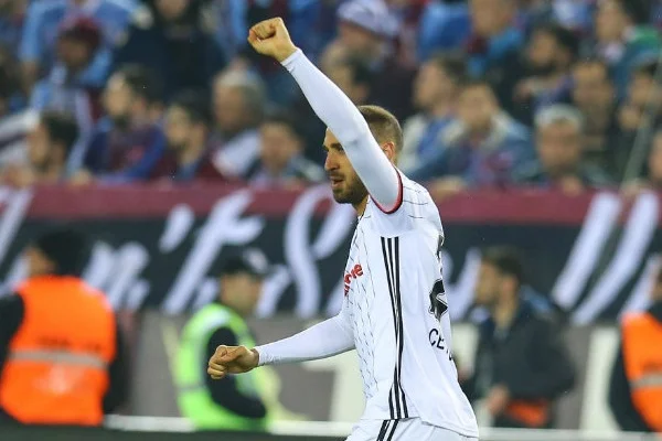Kartallar galip geldi