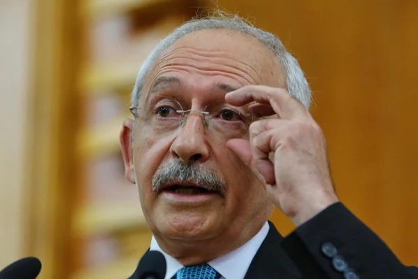 Kılıçdaroğlu'na soruldu: AK Parti tabanıyla yakınlaştınız mı?