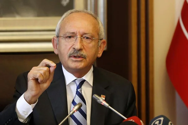 Kılıçdaroğlu'ndan Erdoğan'a: Darbe olacağını Başbakan'a niye haber vermedin?