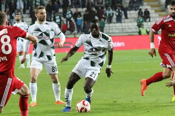 Kupada son yarı finalist: Konyaspor!