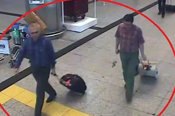Öksüz her darbe toplantısının ardından ABD'ye gitmiş