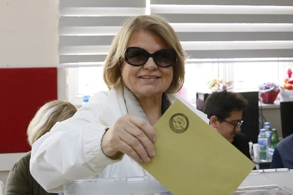 Tansu Çiller oyunu kullandı