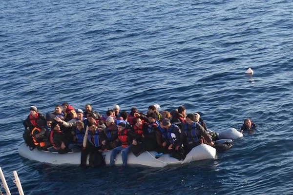 Akdeniz'de facia! 250 göçmen kayıp!