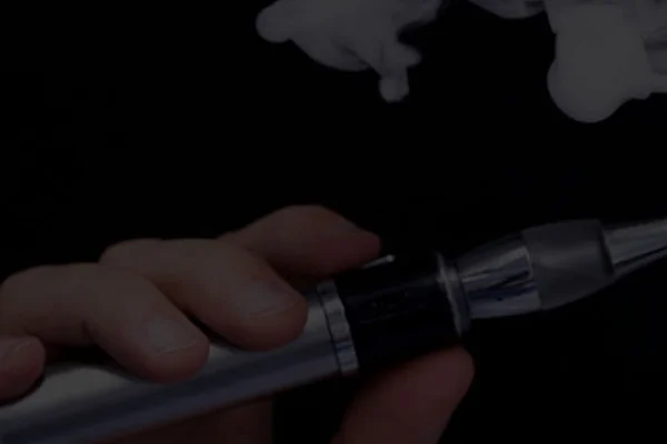 Elektronik sigara kullananlara kötü haber!