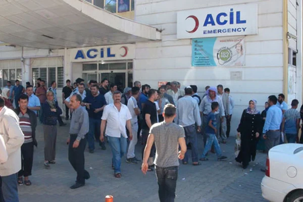 Hastane acilinde silahlı kavga: 3 yaralı