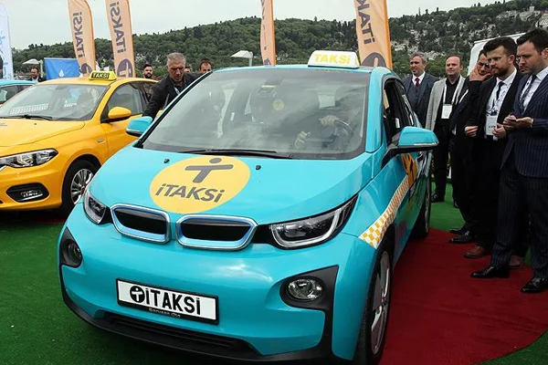 İstanbul'a 'iTaksi' geliyor