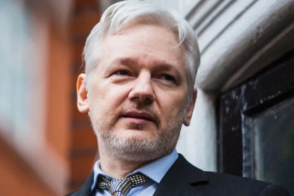 Julian Assange hakkındaki tecavüz soruşturması düşürüldü!