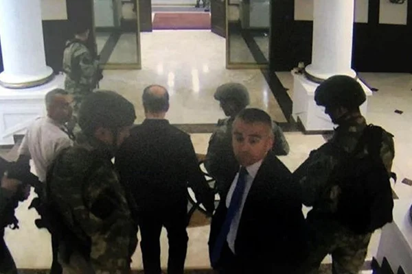 TRT'yi basan darbeci albay: Ben sosyal demokratım
