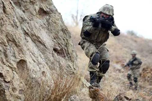 Tunceli'de çatışma: 3 asker hafif yaralı
