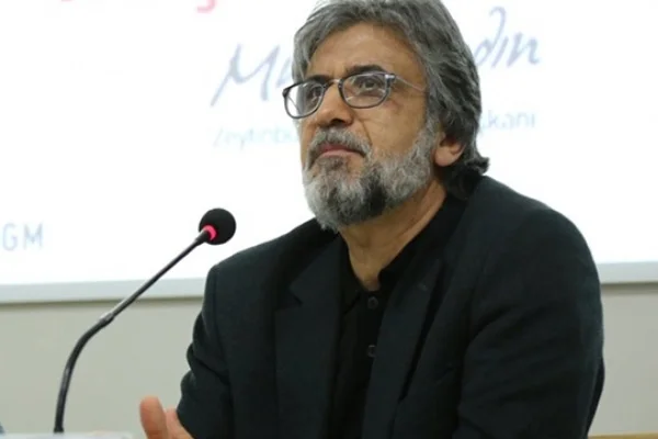 Yeni Şafak Yazarı Akif Emre vefat etti
