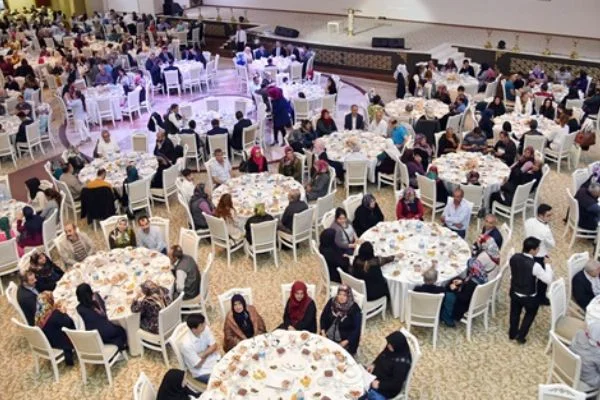 Altındağ Kültür Sarayı'nda iftar bir başka güzel