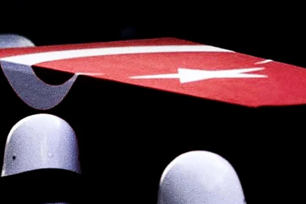 Sivas'ta askeri araç devrildi: 1 asker şehit