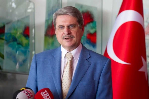 Aytun Çıray kimdir ?