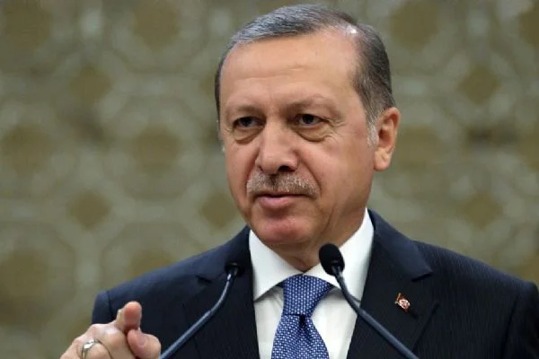 Cumhurbaşkanı Erdoğan müjdeyi verdi: KYK burs ve kredi miktarı artırıldı