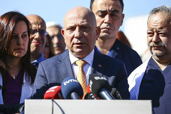 'Baykal'ın hayati tehlikesi var'