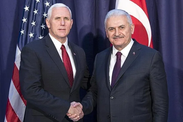 Başbakan Yıldırım, Pence ile görüştü