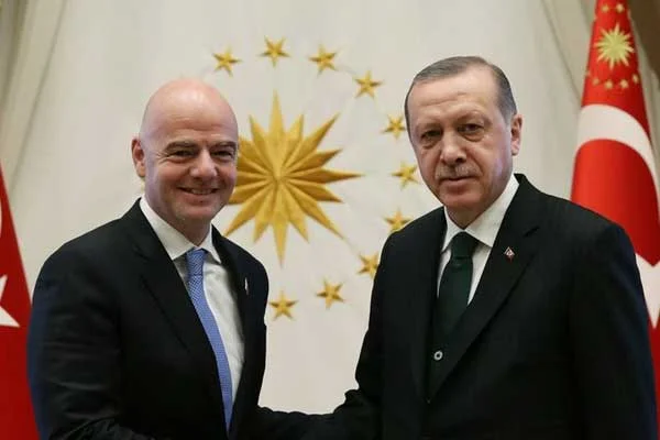 Cumhurbaşkanı Erdoğan, Infantino'yu kabul etti
