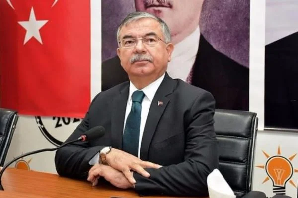 Milli Eğitim Bakanı Yılmaz'dan öğretmenlere müjde