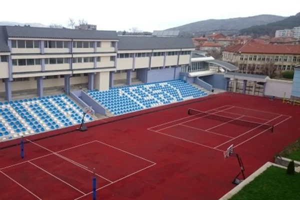 Naim Süleymanoğlu'nun adı, spor kompleksine verildi