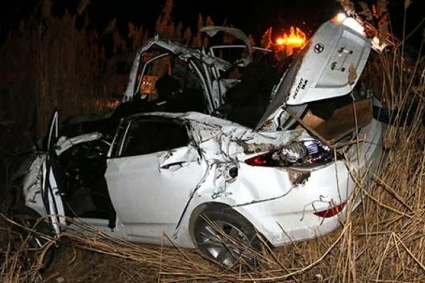 Erzincan'da kontrolden çıkıp takla attı: 2 ölü, 2 yaralı