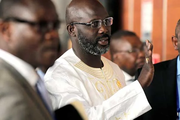 Eski futbolcu, yeni devlet başkanı Weah maaşının yüzde 25'ini dağıtacak