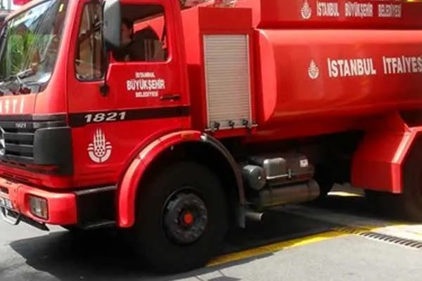Sultanahmet'te yangın!