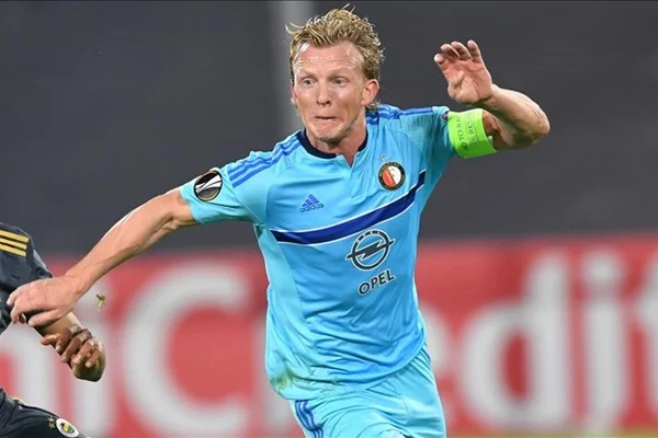 Kuyt'tan yeşil sahalara veda