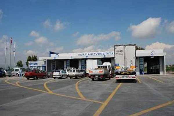 Ümraniye'de araç muayene istasyonuna saldırı