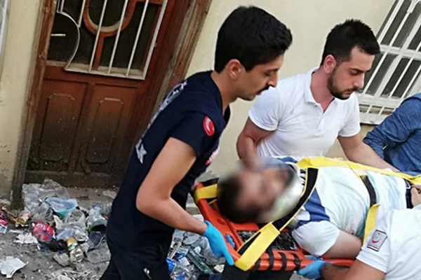 Beşinci kattan düştü