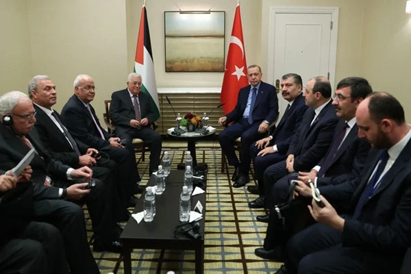 Cumhurbaşkanı Erdoğan, Filistin Devlet Başkanı Abbas ile görüştü