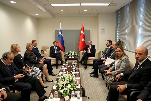 Erdoğan, Slovenya Cumhurbaşkanı ile görüştü