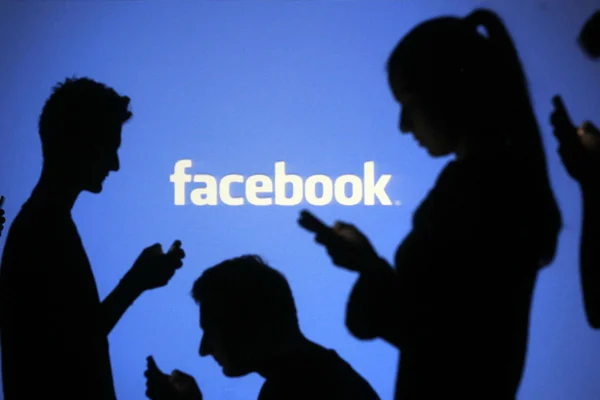 Facebook'un yeni kamerası oda içindekileri takip edebilecek
