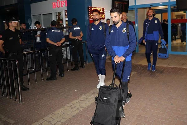 Fenerbahçe kafilesi Rize'ye geldi