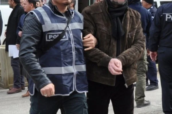 Hatay'da FETÖ operasyonu: 8 gözaltı